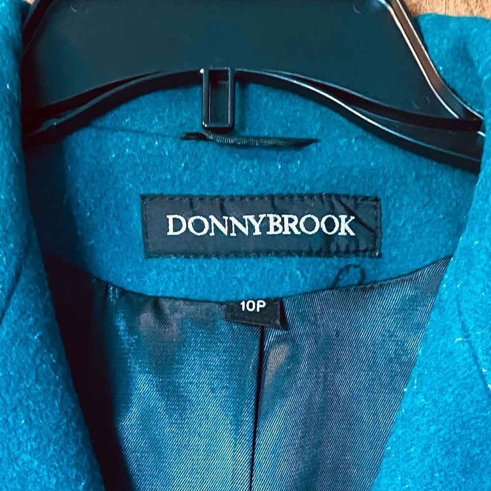 Donny Brook Women’s Wool Pea Coat, size 10P - Picture 2 of 3